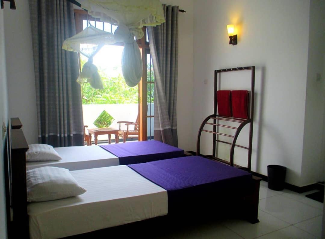Surf'N Lanka - Surf School Hotel Weligama Exterior photo